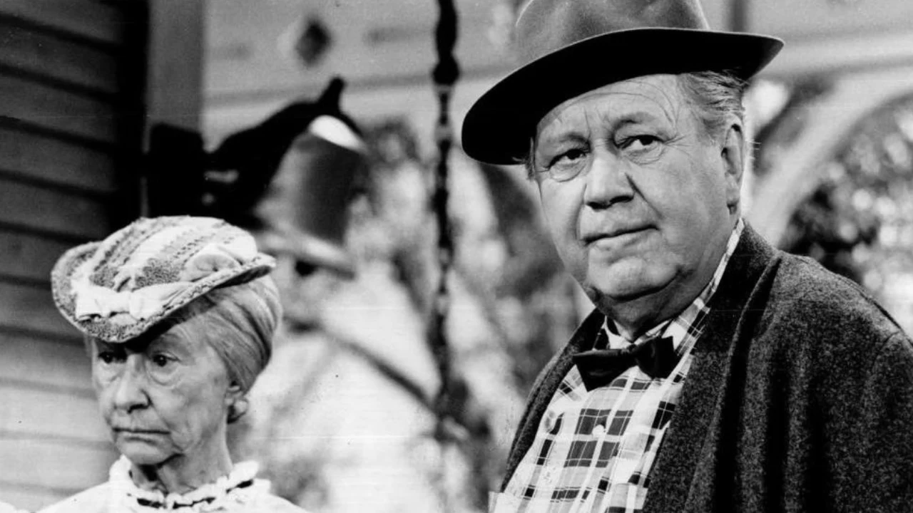 The Beverly Hillbillies: Clampetts in California